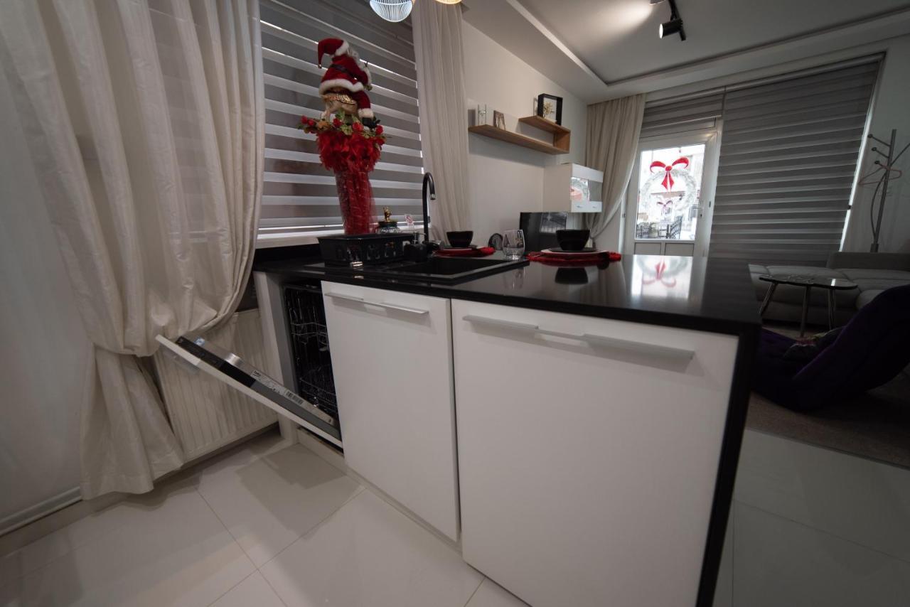 Jelenar Apartment Novi Sad Luaran gambar