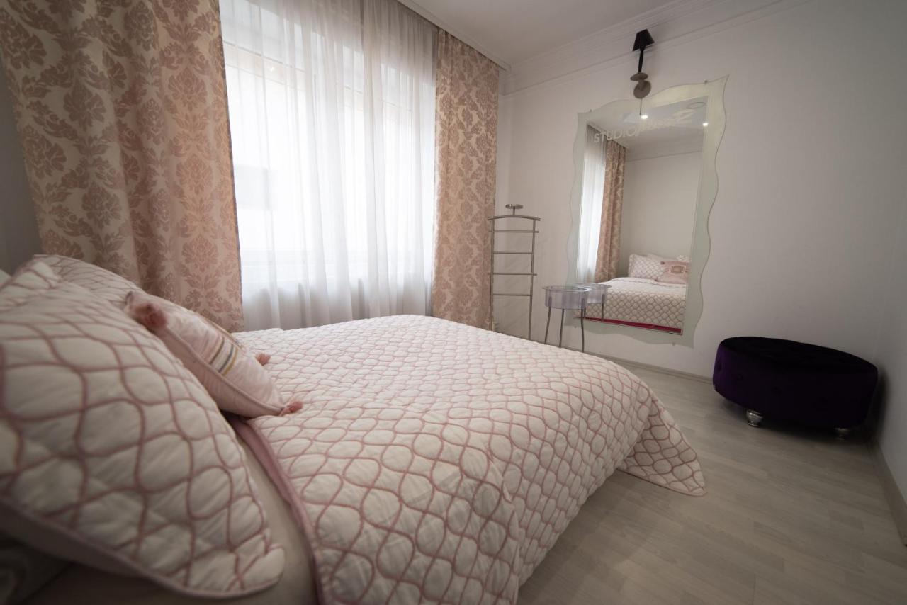 Jelenar Apartment Novi Sad Luaran gambar
