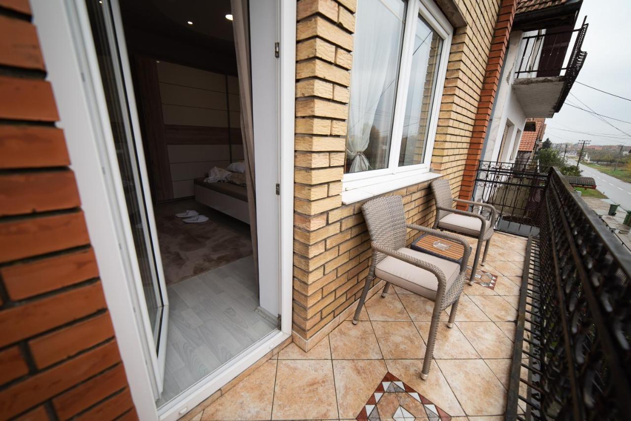 Jelenar Apartment Novi Sad Luaran gambar